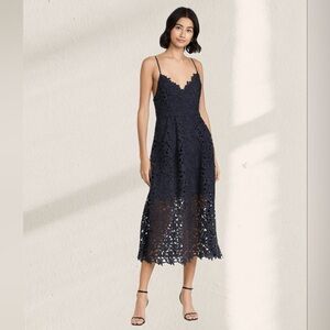 ASTR the label Women's navy blue Lace A Line Midi Dress Sleeveless Used LIKE NEW